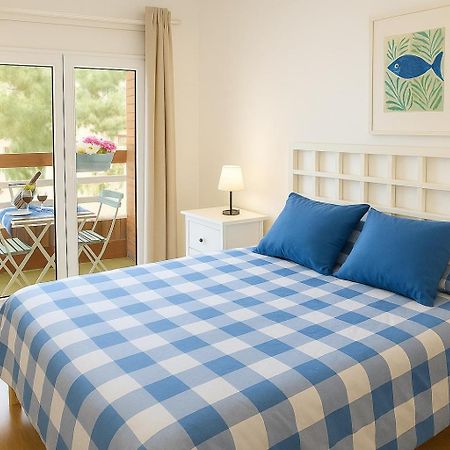Apartment Lluis In Пинеда-де-Мар Экстерьер фото